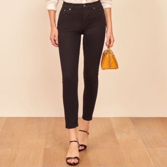 Reformation Serena Cropped Black Skinny Jean - Picture 3 of 3